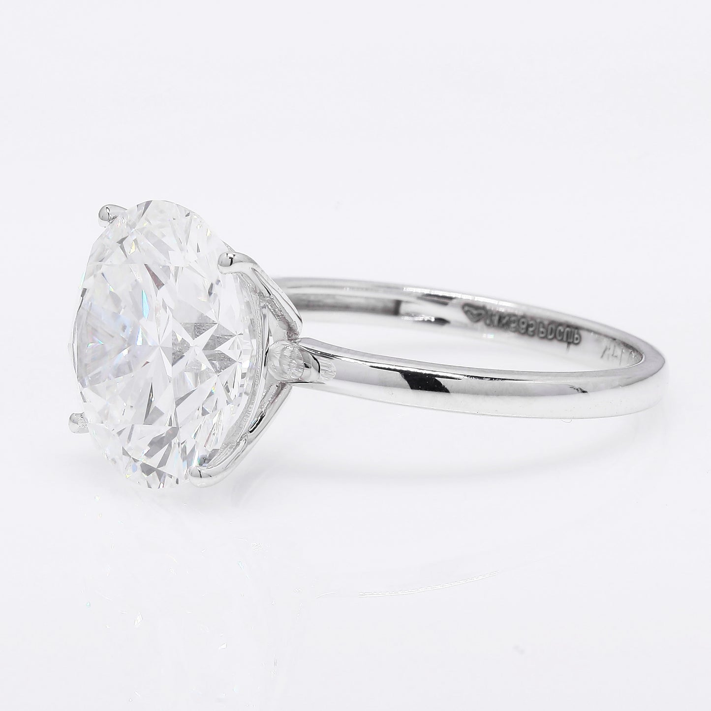 5.91 Ct Round Brilliant Lab Grown Diamond 14K Gold Ring