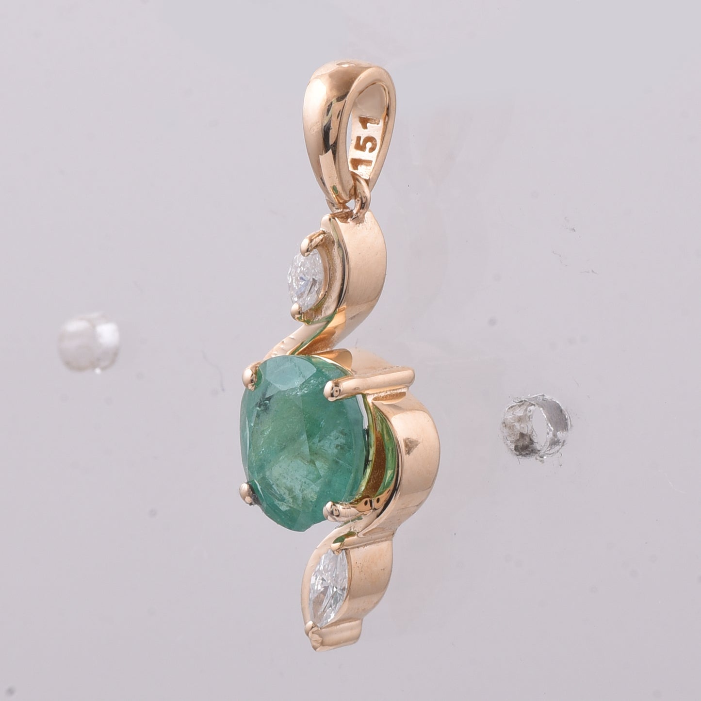 1.16 Ct Oval Natural Emerald 14K Gold Pendant
