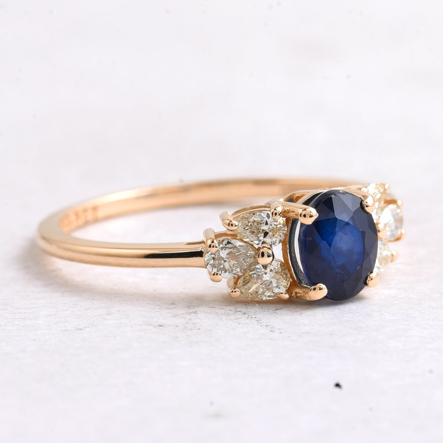 1.31 Ct Oval Mixed Cut Natural Sapphire 14K Gold Ring