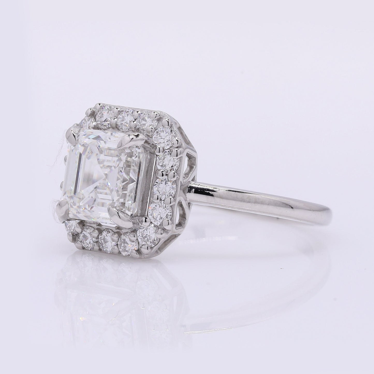 2.34 Carats Lab Grown Diamond 950 Platinum Ring