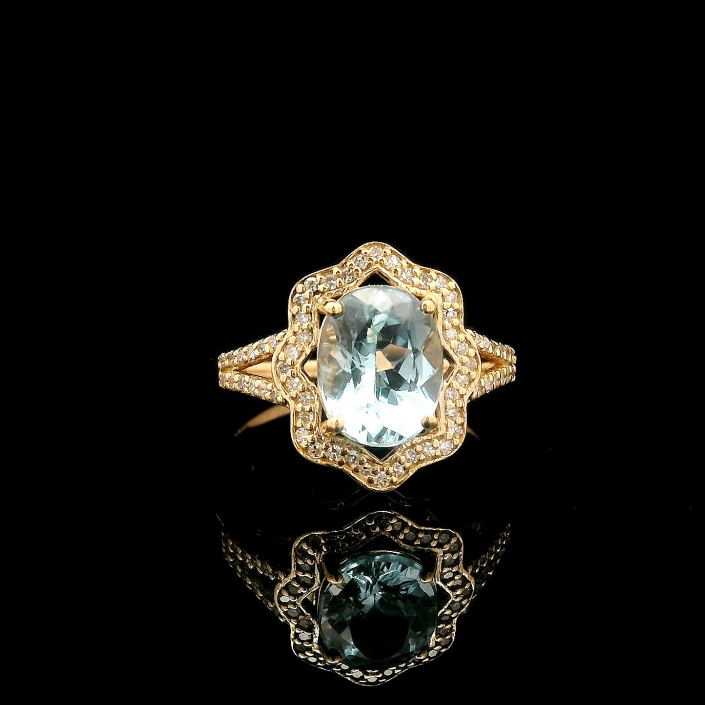 1.83 Ct Oval Mixed Cut Natural Aquamarine 14K Gold Ring