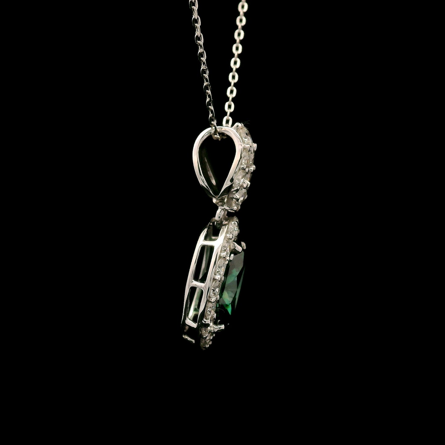 2.21 Carats Green Lab Grown Diamond 14K Gold Pendant