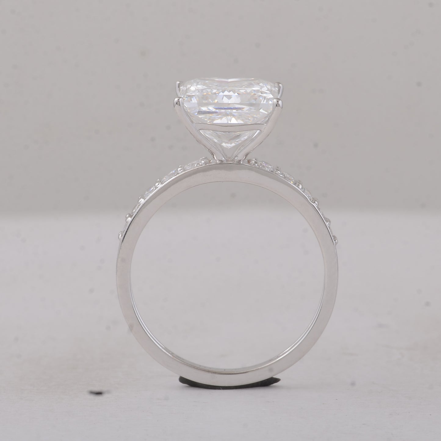 4.31 Carats Lab Grown Diamond 14K Gold Ring