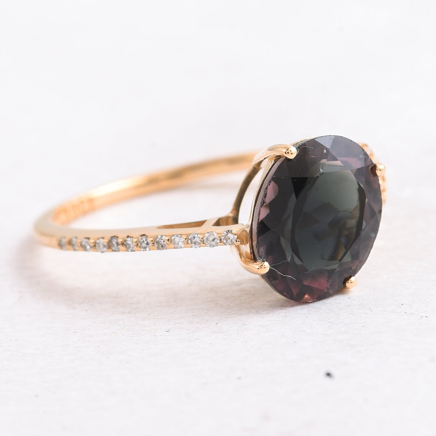 2.62 Ct Oval Mixed Cut Natural Tourmaline 14K Gold Ring