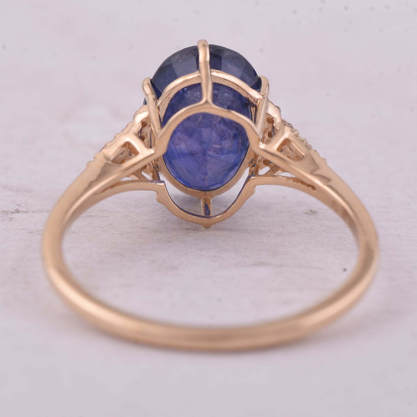 4.27 Ct Oval Mixed Cut Natural Sapphire 14K Gold Ring