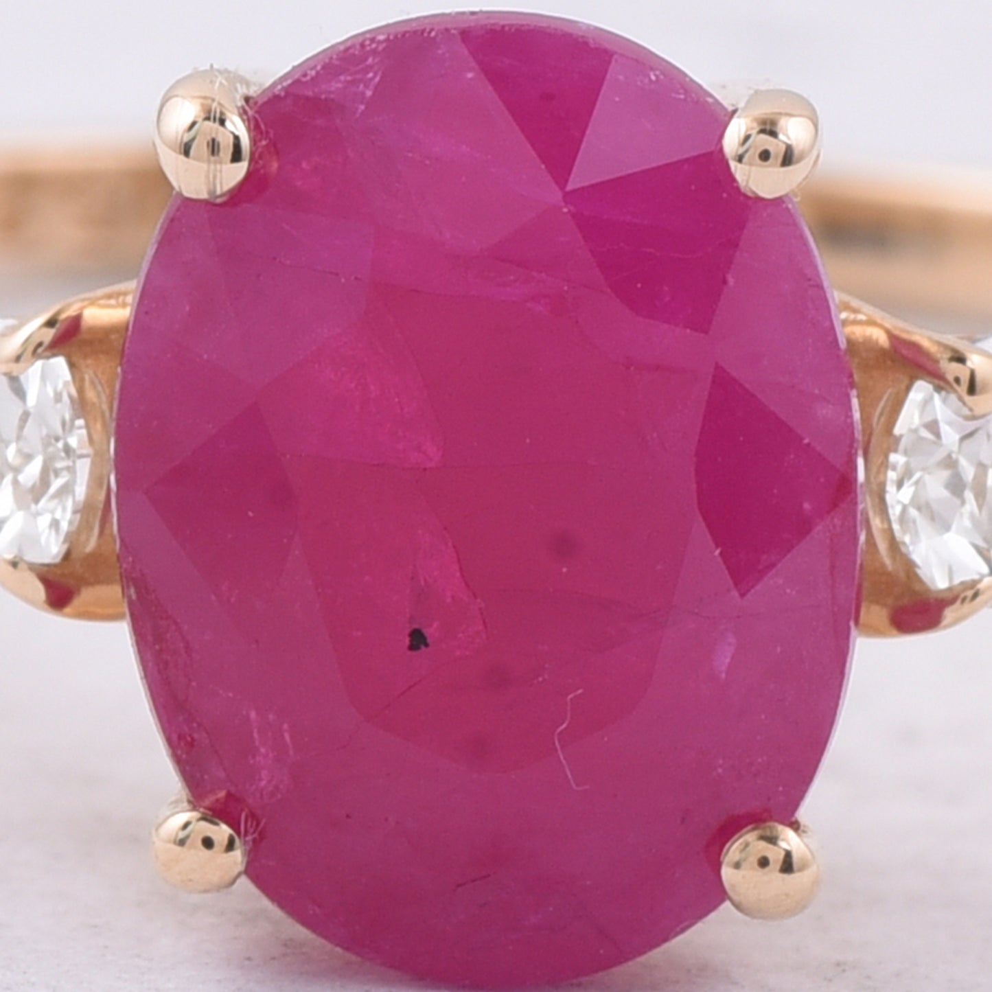 2.92 Ct Oval Natural Ruby 14K Gold Ring