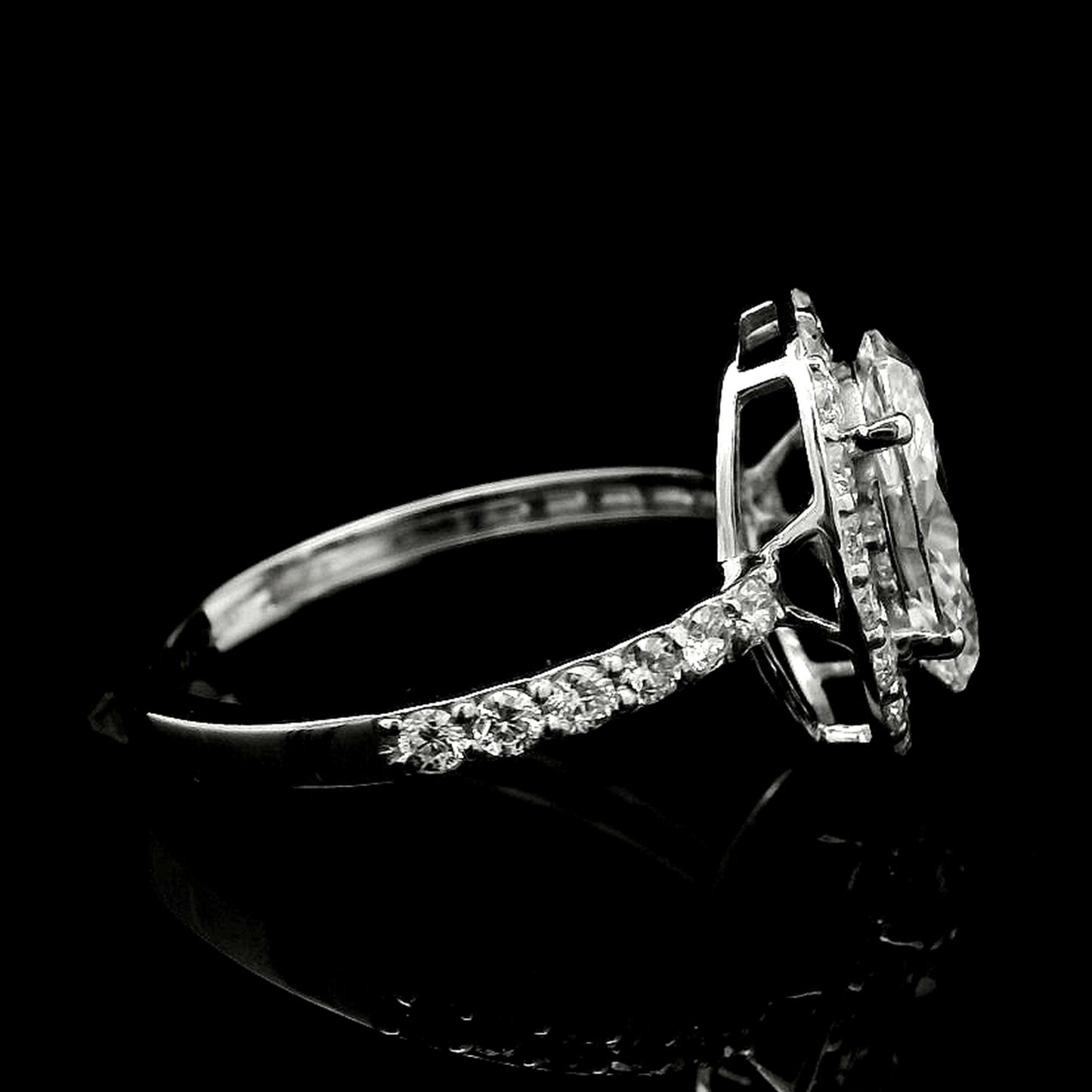 2.52 Carats Lab Grown Diamond 14K Gold Ring