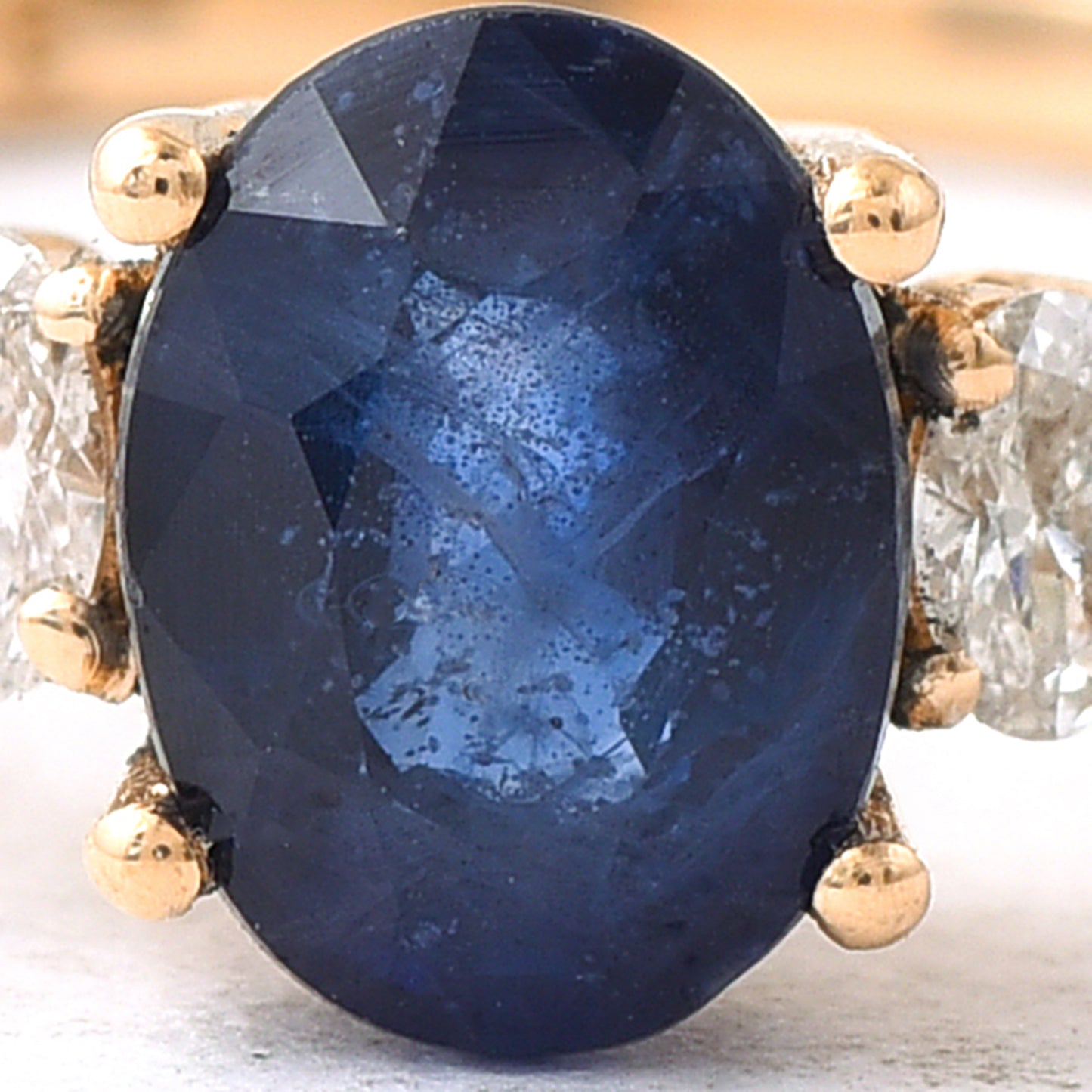 1.16 Ct Oval Sapphire 14K Gold Ring