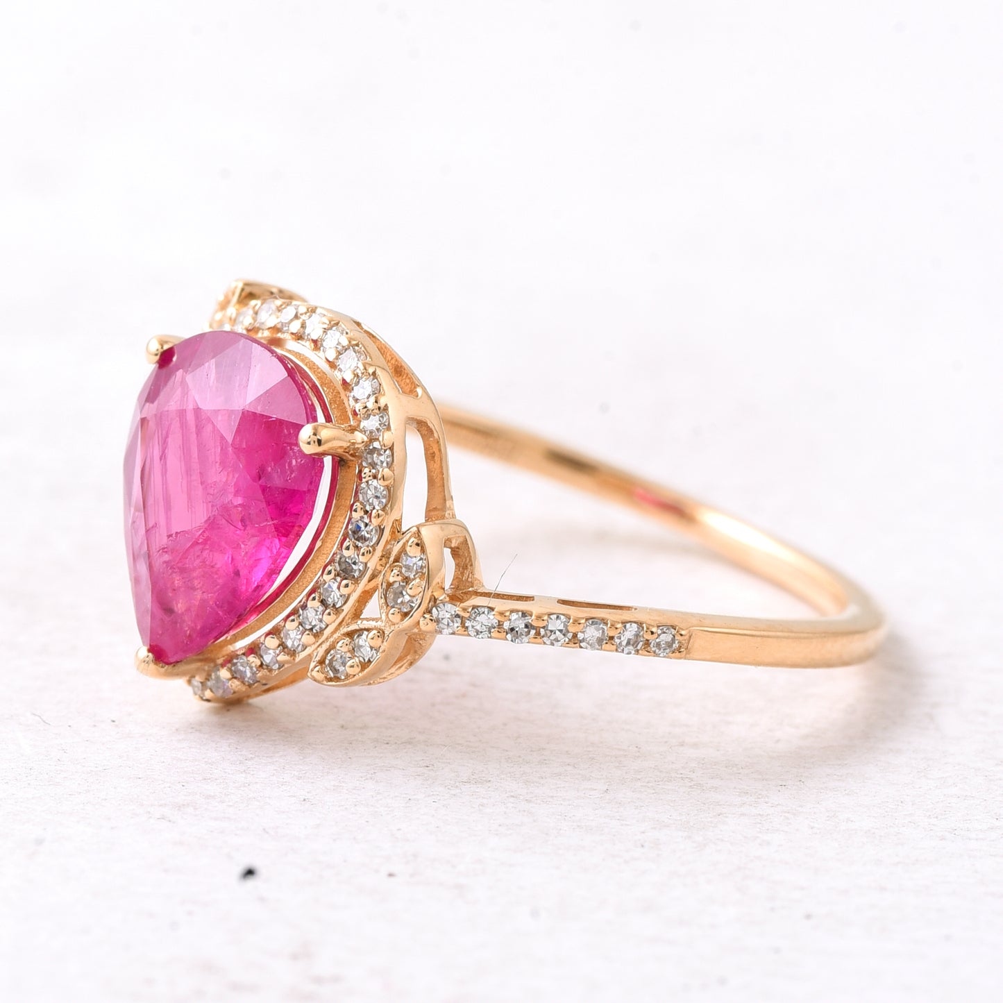 2.45 Ct Pear Mixed Cut Natural Ruby 14K Gold Ring