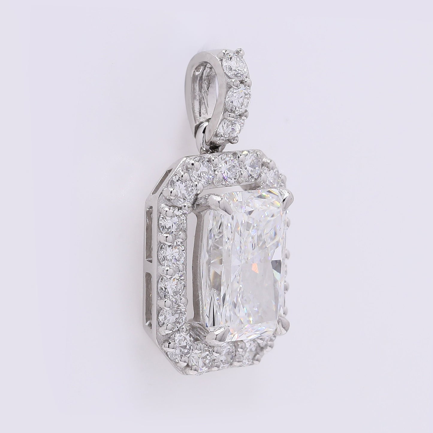 2.46 Carats Lab Grown Diamond 950 Platinum Pendant