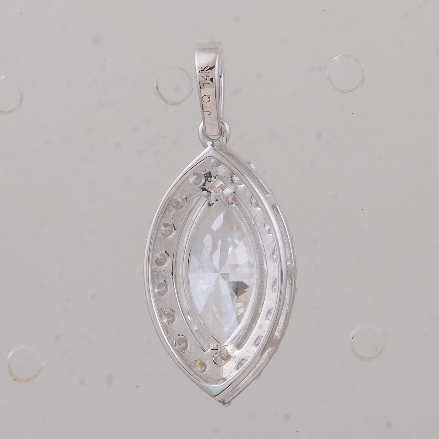 2.46 Carats Lab Grown Diamond 14K Gold Pendant