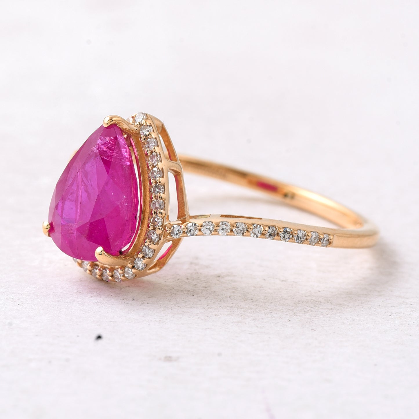 2.68 Ct Pear Mixed Cut Natural Ruby 14K Gold Ring