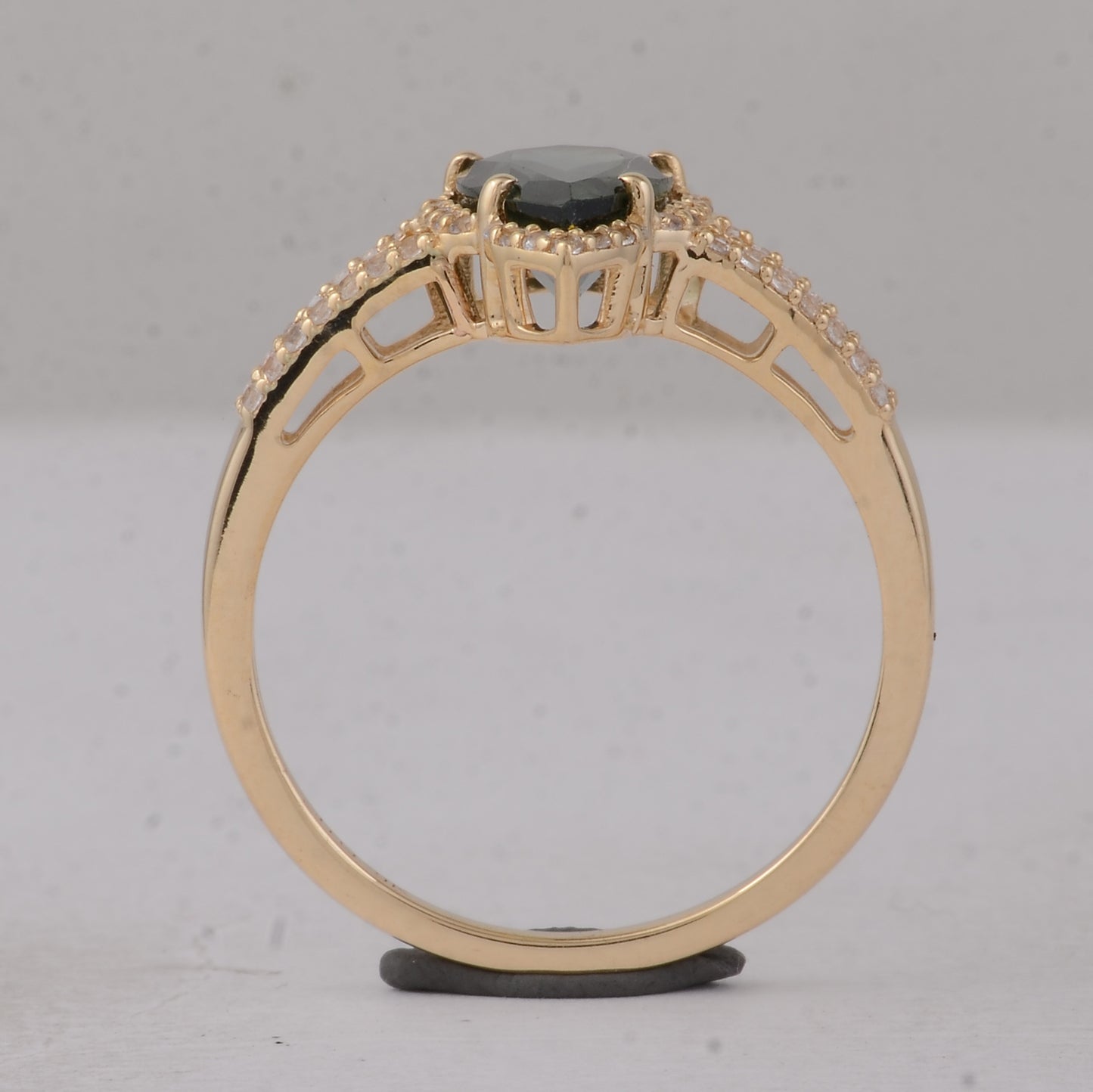 1.55 Ct Pear Tourmaline 9K Gold Ring