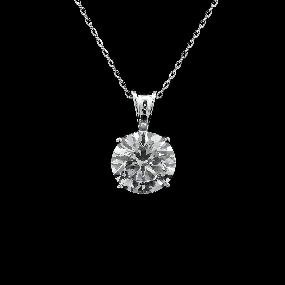 2.81 Carats Lab Grown Diamond 14K Gold Pendant