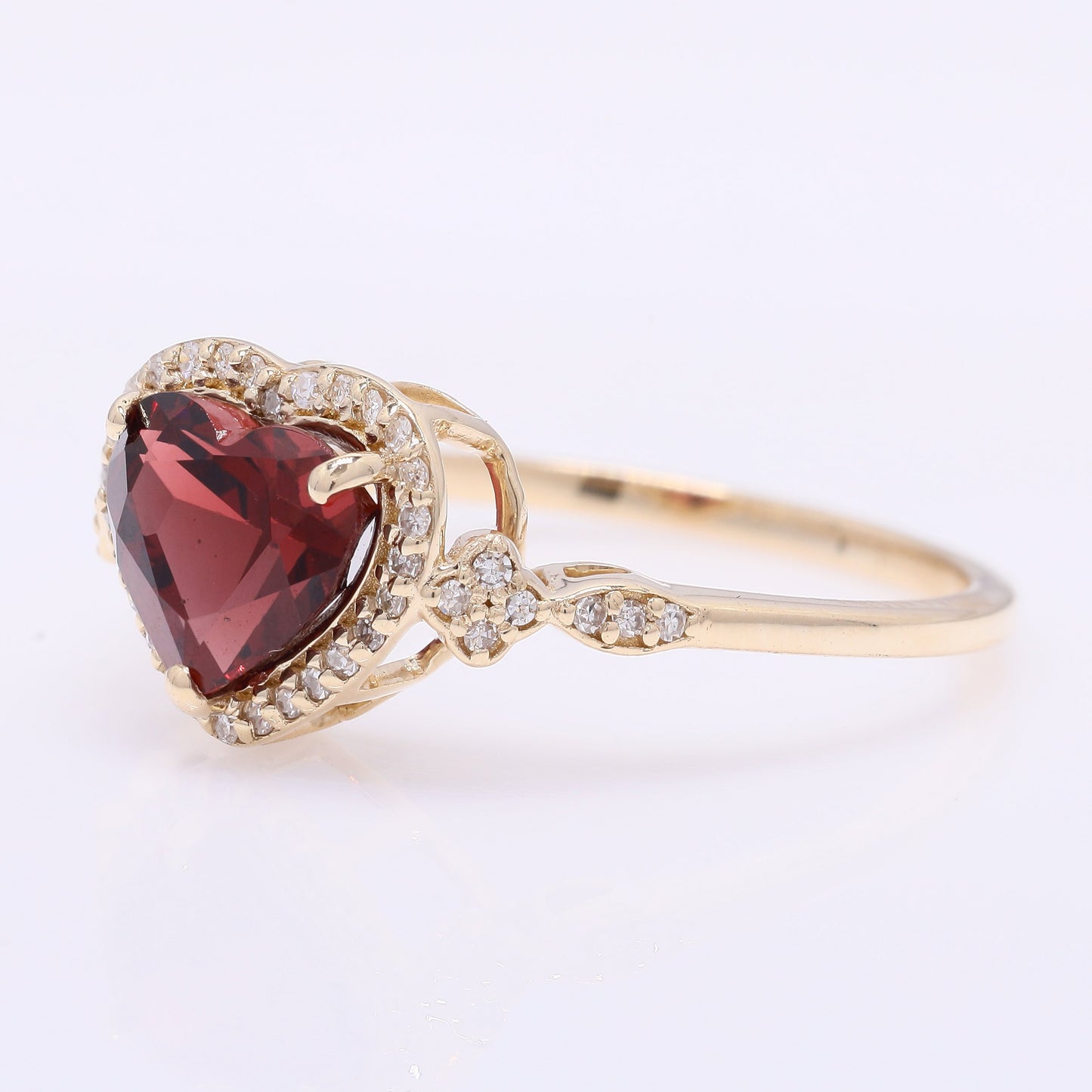 1.89 Ct Heart Mixed Cut Natural Garnet 14K Gold Ring