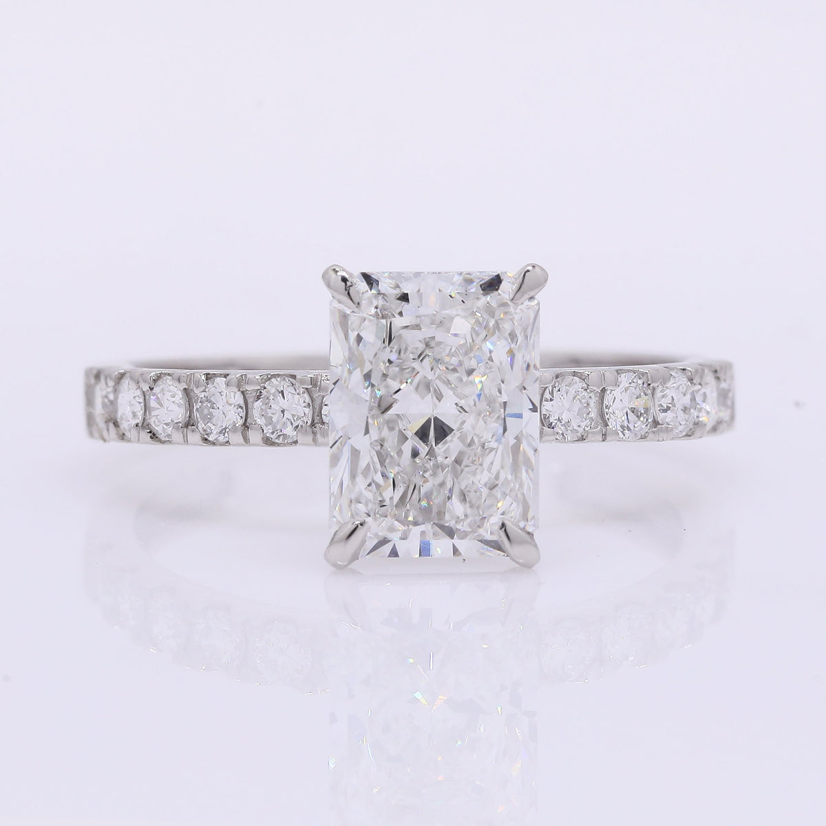 2.34 Carats Lab Grown Diamond 950 Platinum Ring
