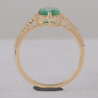 1.33 Ct Pear Emerald 9K Gold Ring