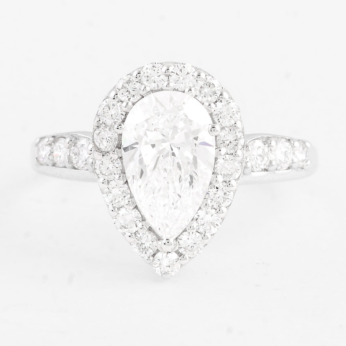 2.10 Carats Lab Grown Diamond 14K Gold Ring