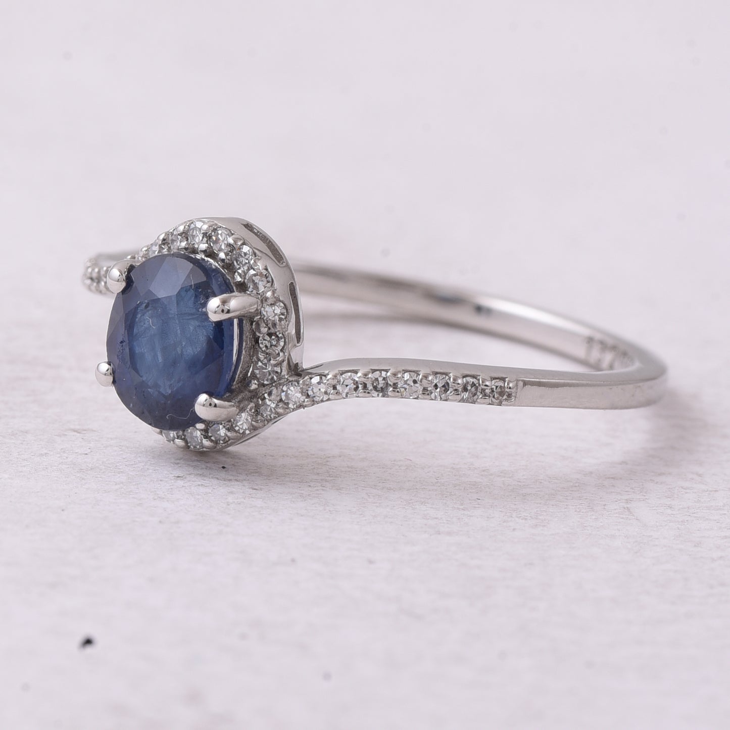 1.17 Ct Oval Mixed Cut Natural Sapphire 950 Platinum Ring