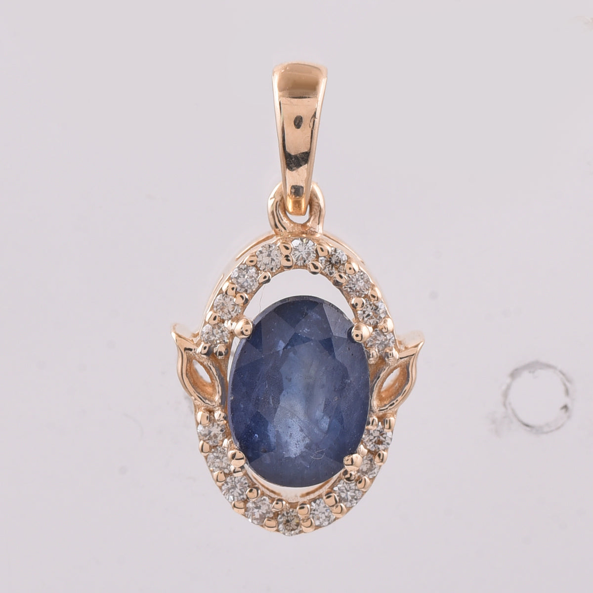 1.51 Ct Oval Natural Sapphire 14K Gold Pendant