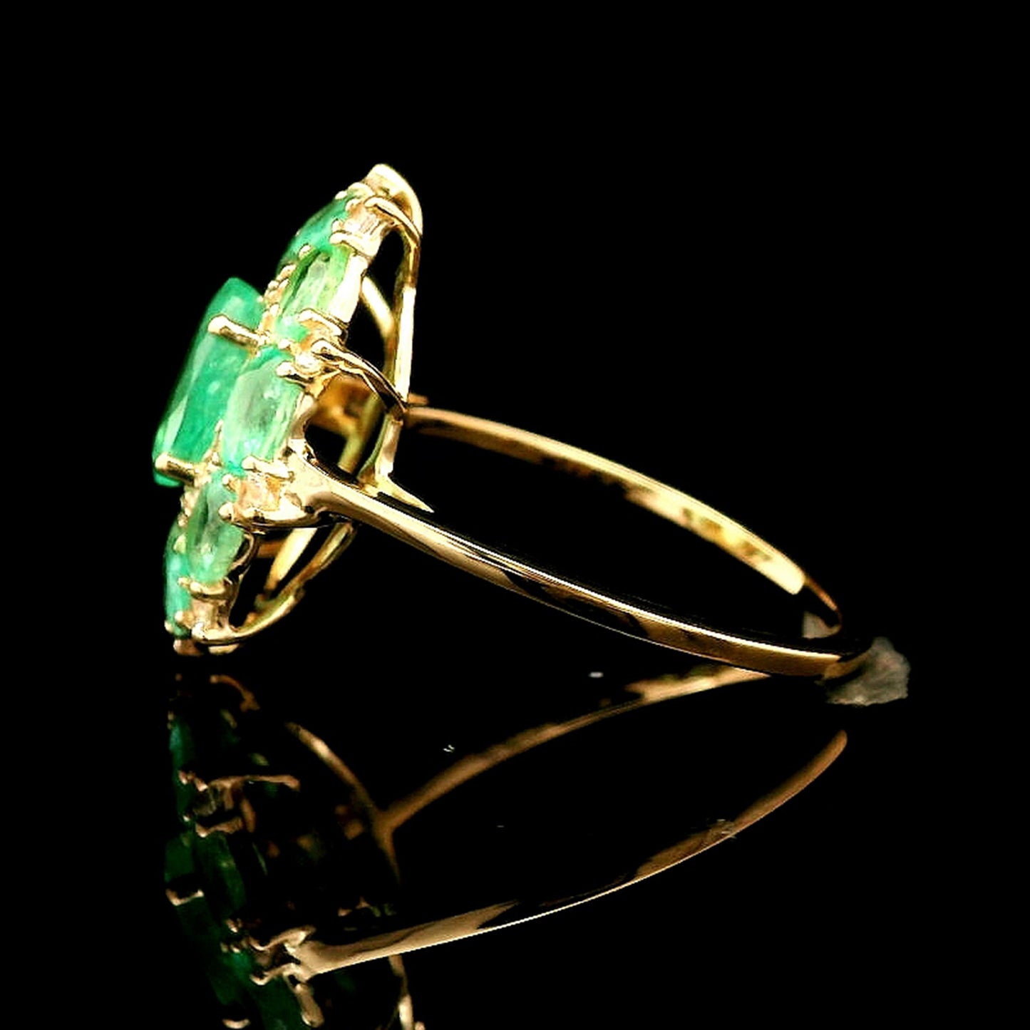 2.39 Ct Oval Emerald 14K Gold Ring