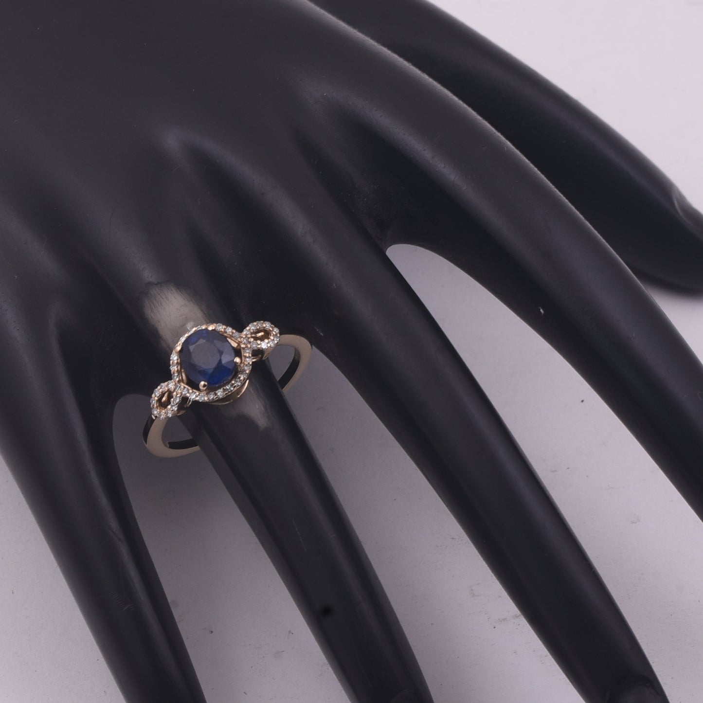1.59 Ct Oval Mixed Cut Natural Sapphire 14K Gold Ring