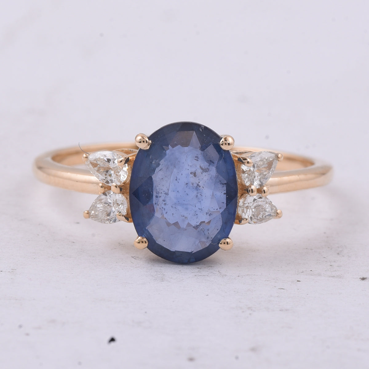 2.24 Ct Oval Natural Sapphire 14K Gold Ring