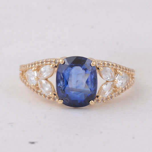 3.70 Ct Cushion Sapphire 9K Gold Ring