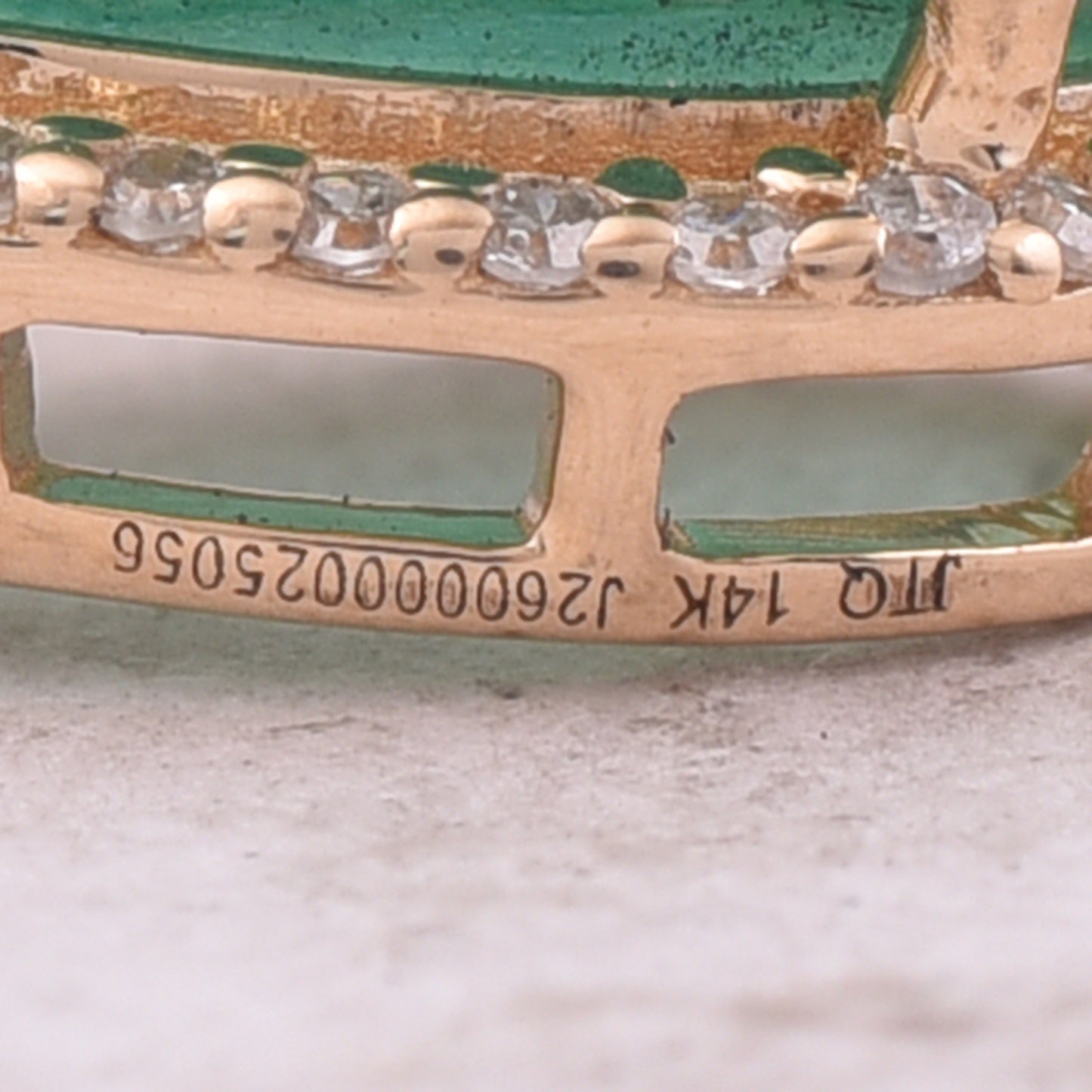 1.88 Ct Pear Mixed Cut Natural Emerald 14K Gold Pendant