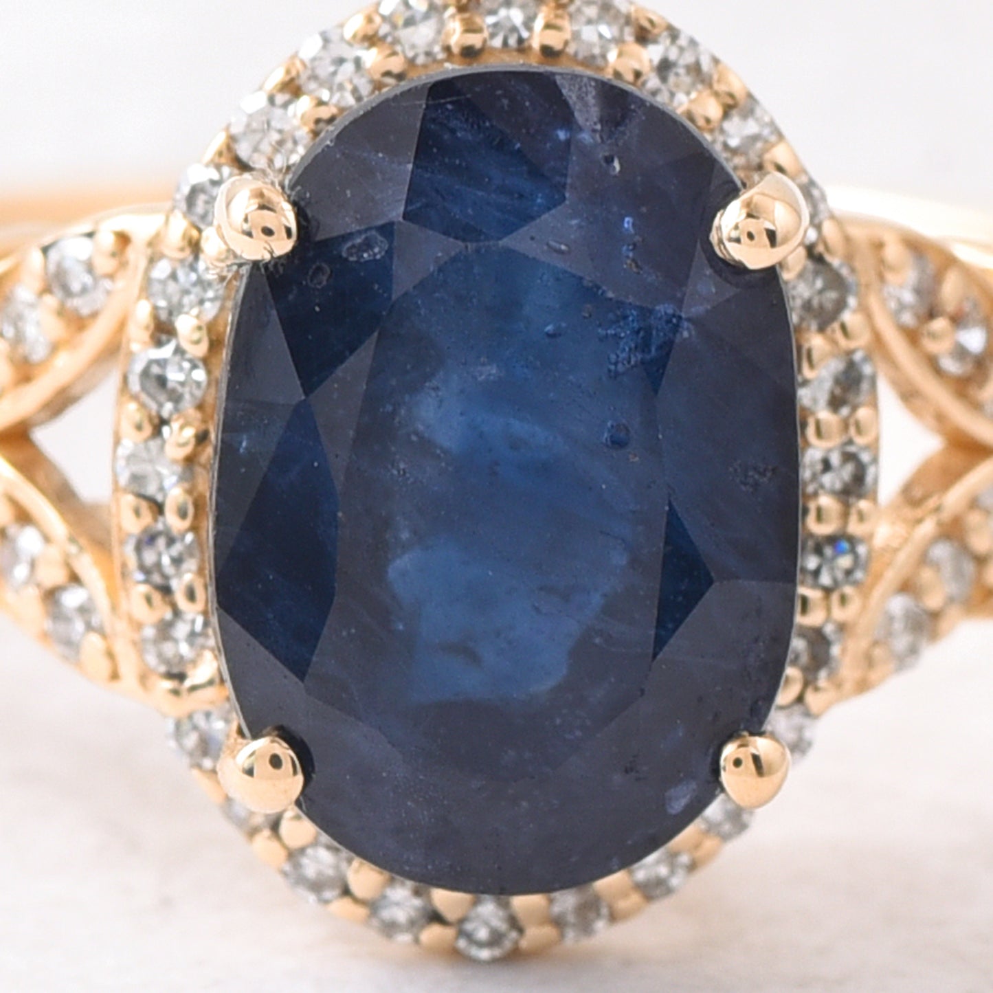 3.11 Ct Oval Sapphire 14K Gold Ring