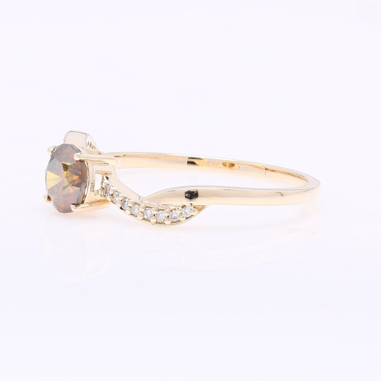 0.68 Ct Round Red Diamond 14K Gold Ring