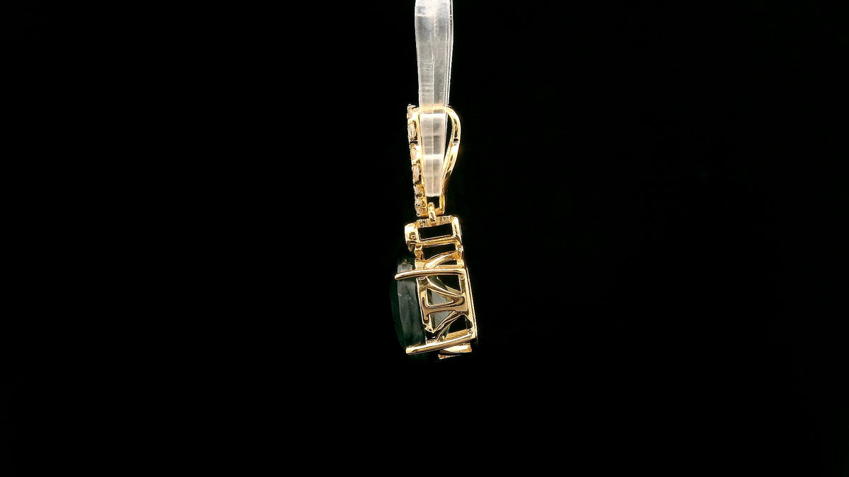 4.07 Ct Oval Mixed Cut Natural Corundum Sapphire 14K Gold Pendant