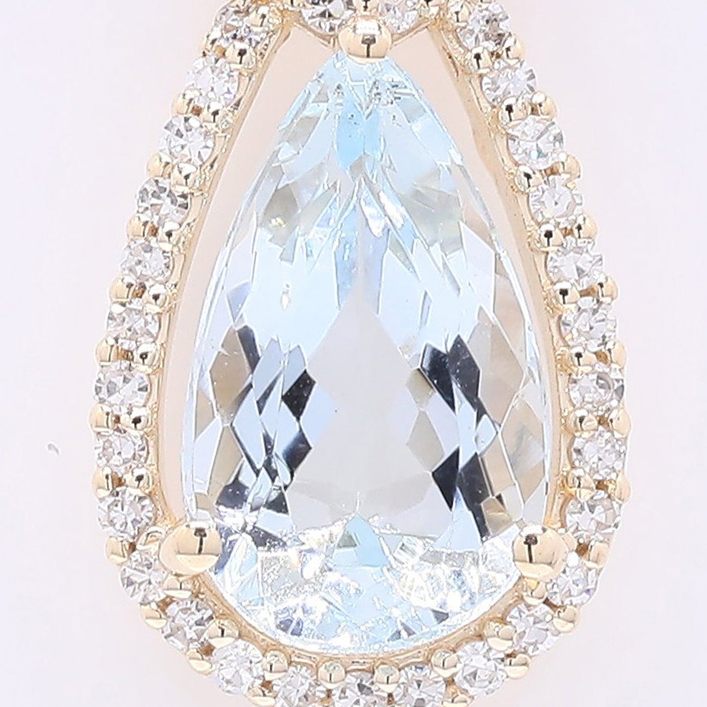 1.53 Ct Pear Mixed Cut Natural Aquamarine 14K Gold Pendant