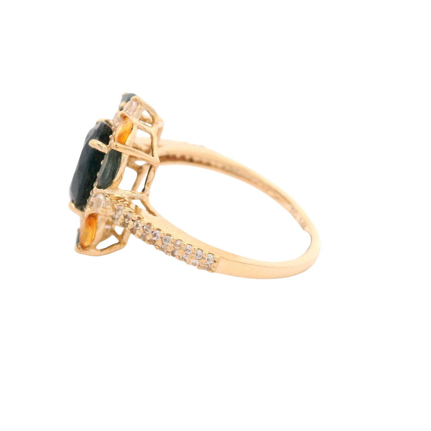 3.90 Ct Oval Sapphire 14K Gold Ring