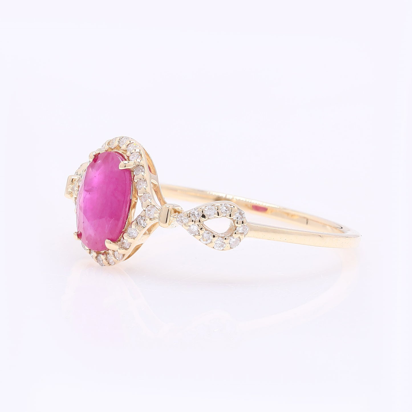 1.03 Ct Oval Mixed Cut Natural Ruby 14K Gold Ring