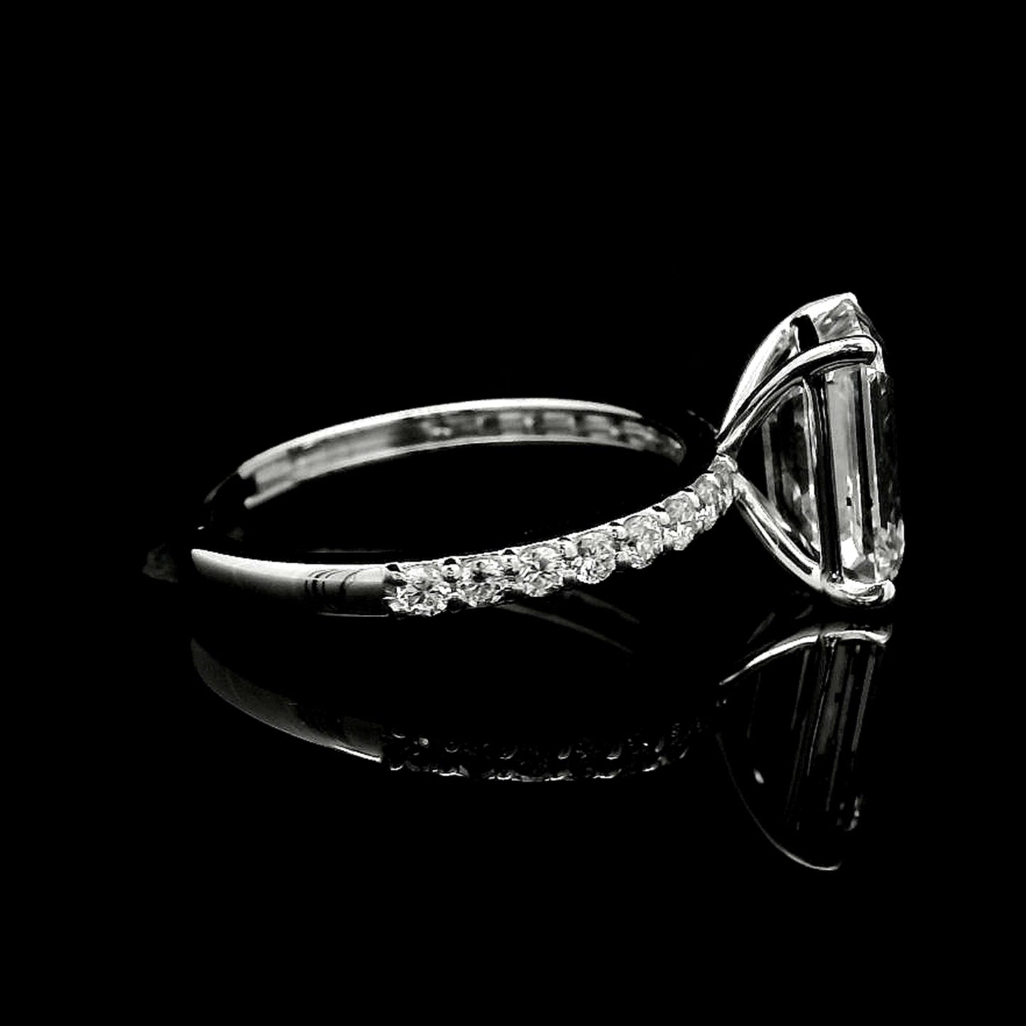 3.24 Carats Lab Grown Diamond 14K Gold Ring