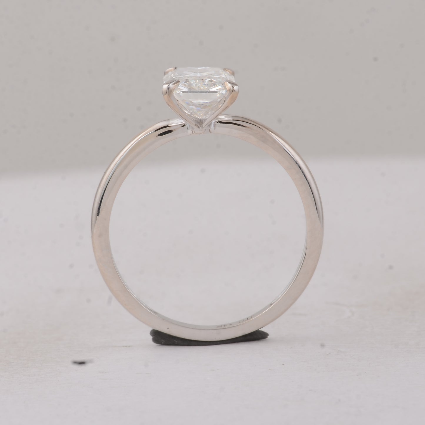 2.05 Carats Lab Grown Diamond 14K Gold Ring