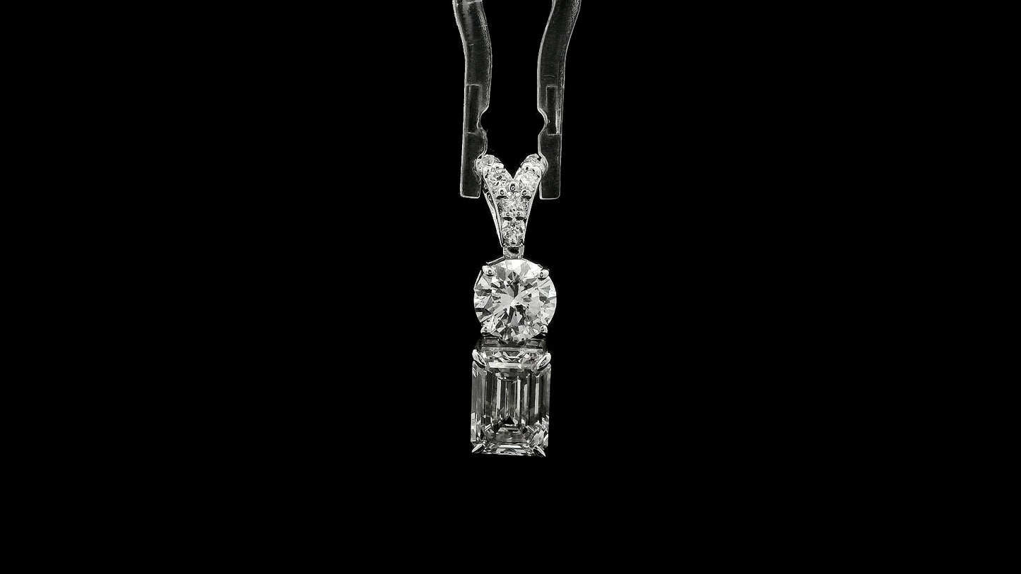 3.34 Carats Lab Grown Diamond 14K Gold Pendant