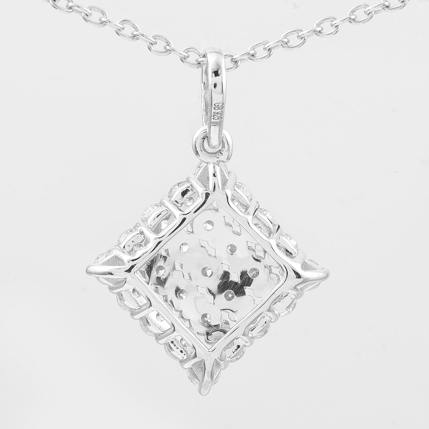0.84 Ct Round Lab Grown Diamond 925 Silver Pendant