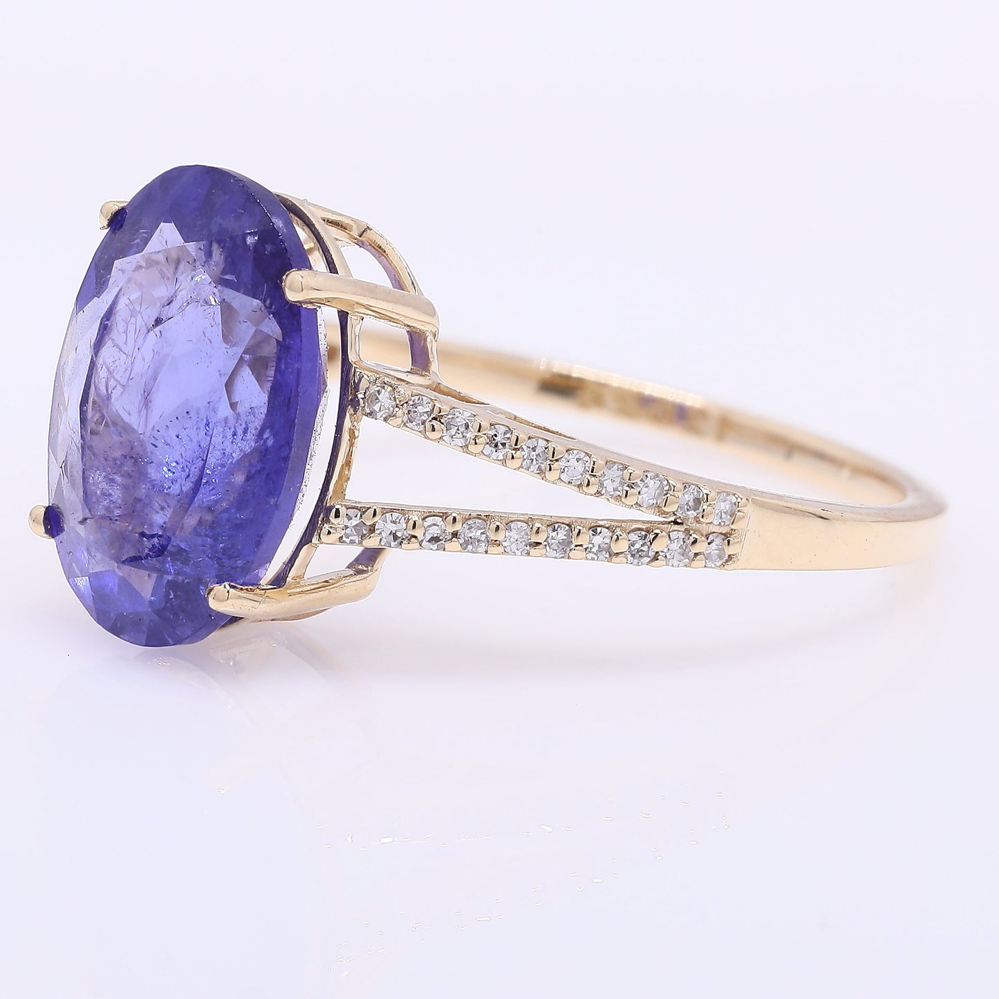 4.25 Ct Oval Mixed Cut Natural Tanzanite 14K Gold Ring