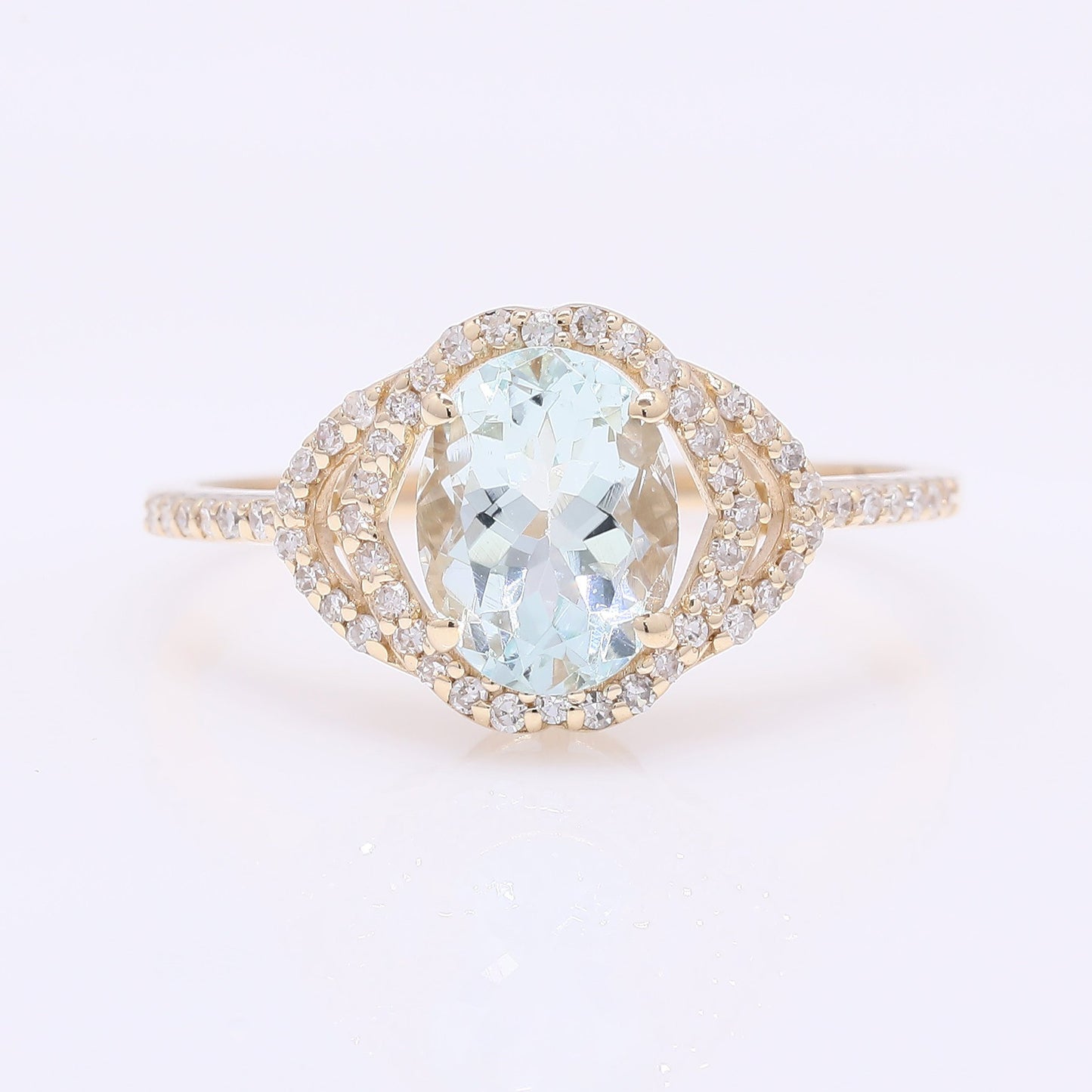 1.32 Ct Oval Mixed Cut Natural Aquamarine 14K Gold Ring