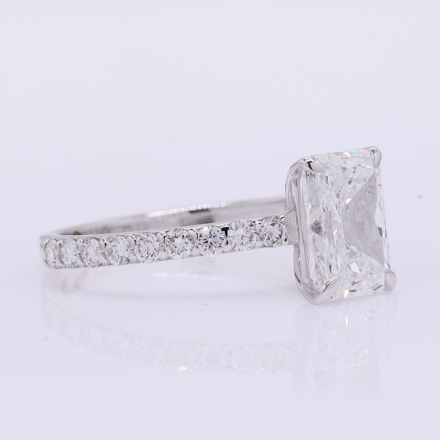 2.42 Carats Lab Grown Diamond 14K Gold Ring