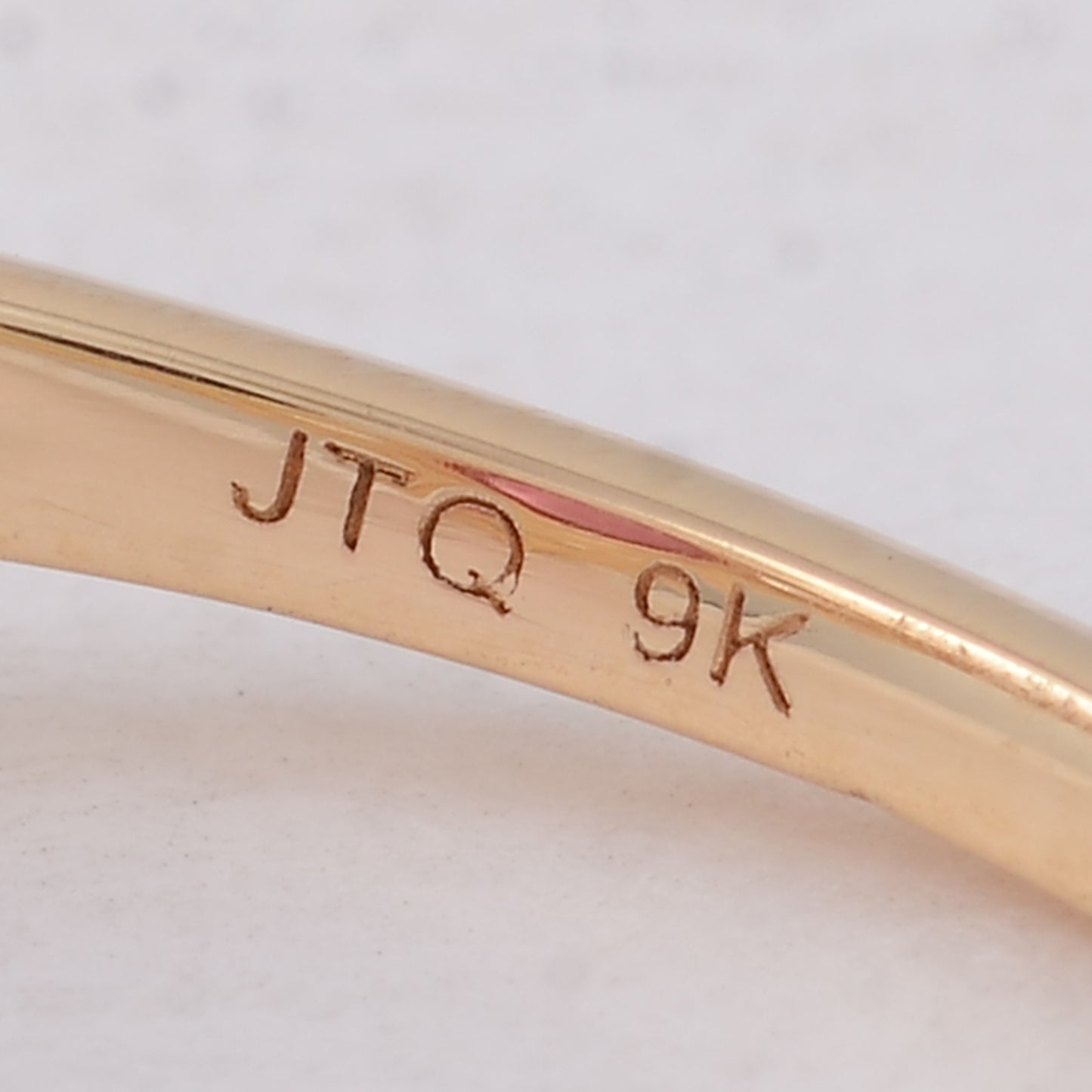 3.21 Ct Oval Tourmaline 9K Gold Ring