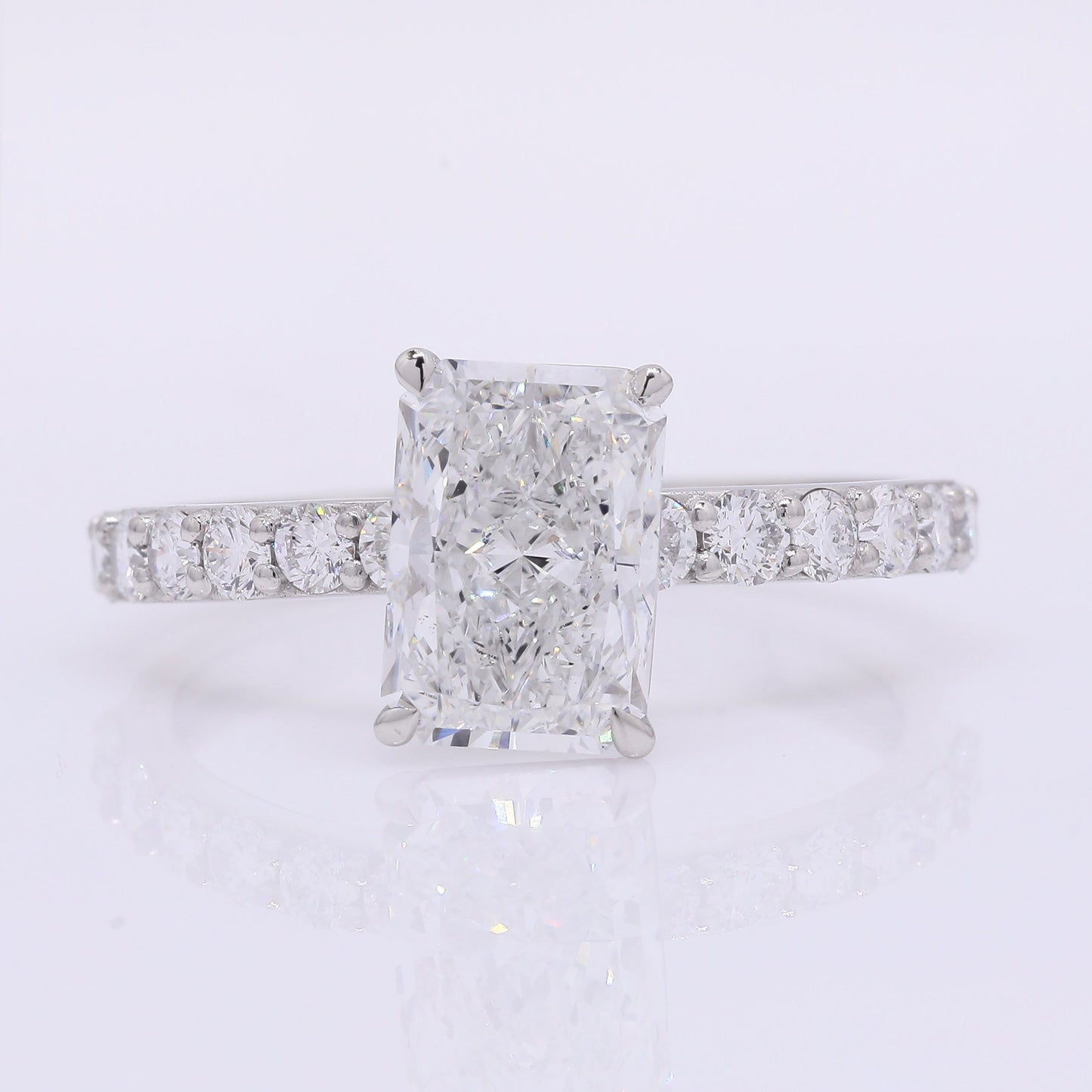 2.43 Carats Lab Grown Diamond 950 Platinum Ring