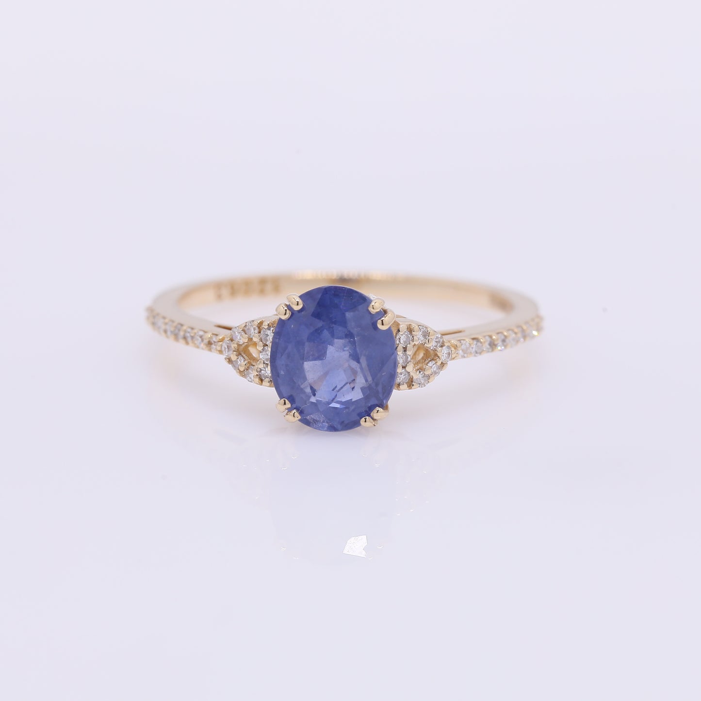 1.85 Ct Oval Mixed Cut Natural Sapphire 14K Gold Ring