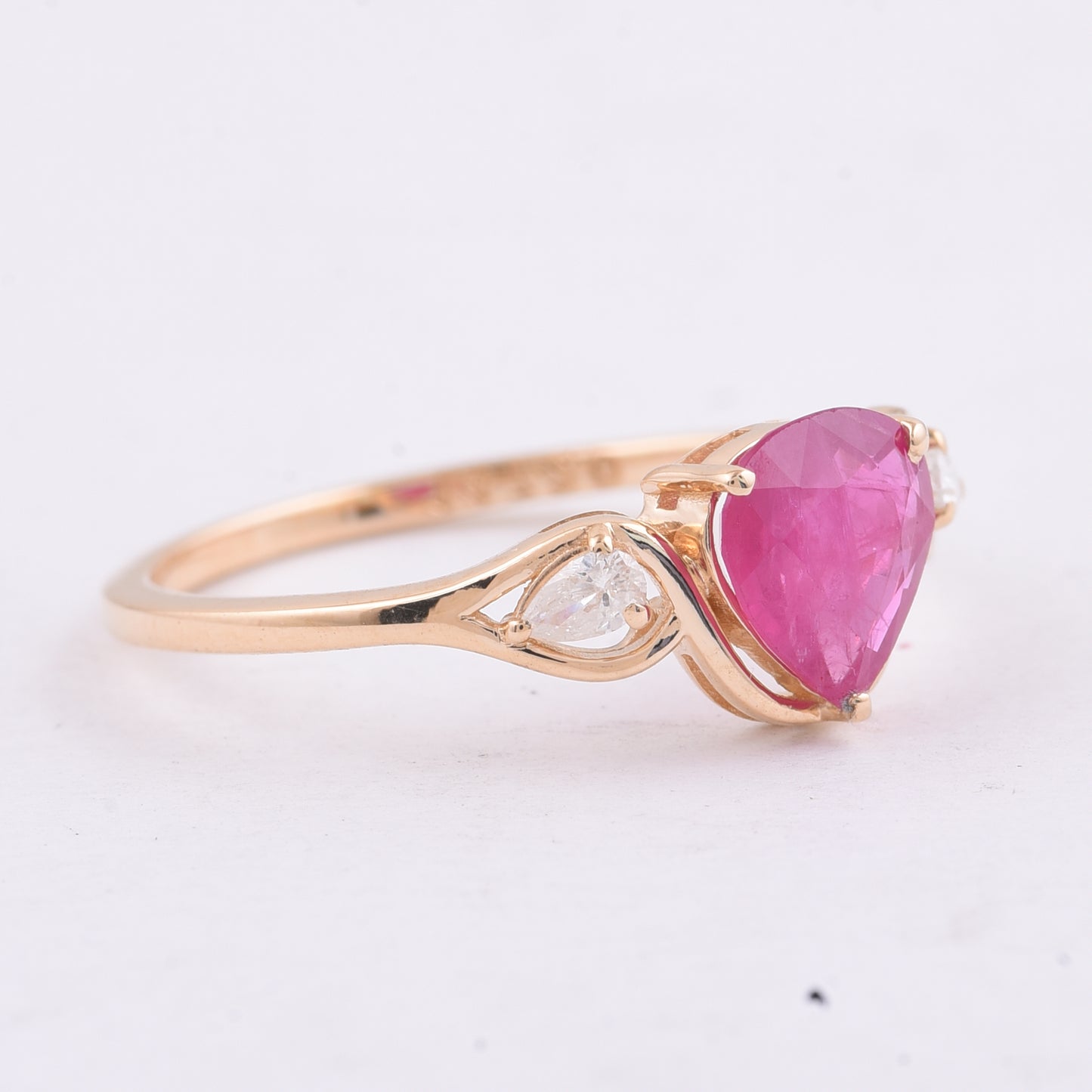 1.22 Ct Pear Natural Ruby 14K Gold Ring