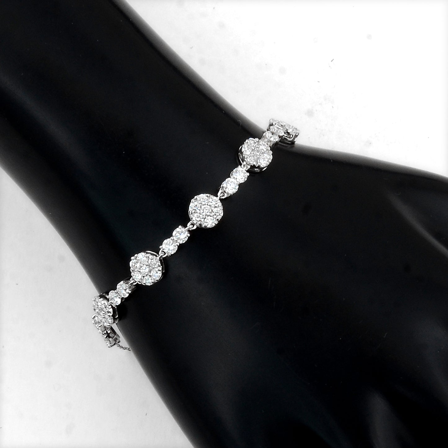2.36 Carats Lab Grown Diamond 14K Gold Bracelet