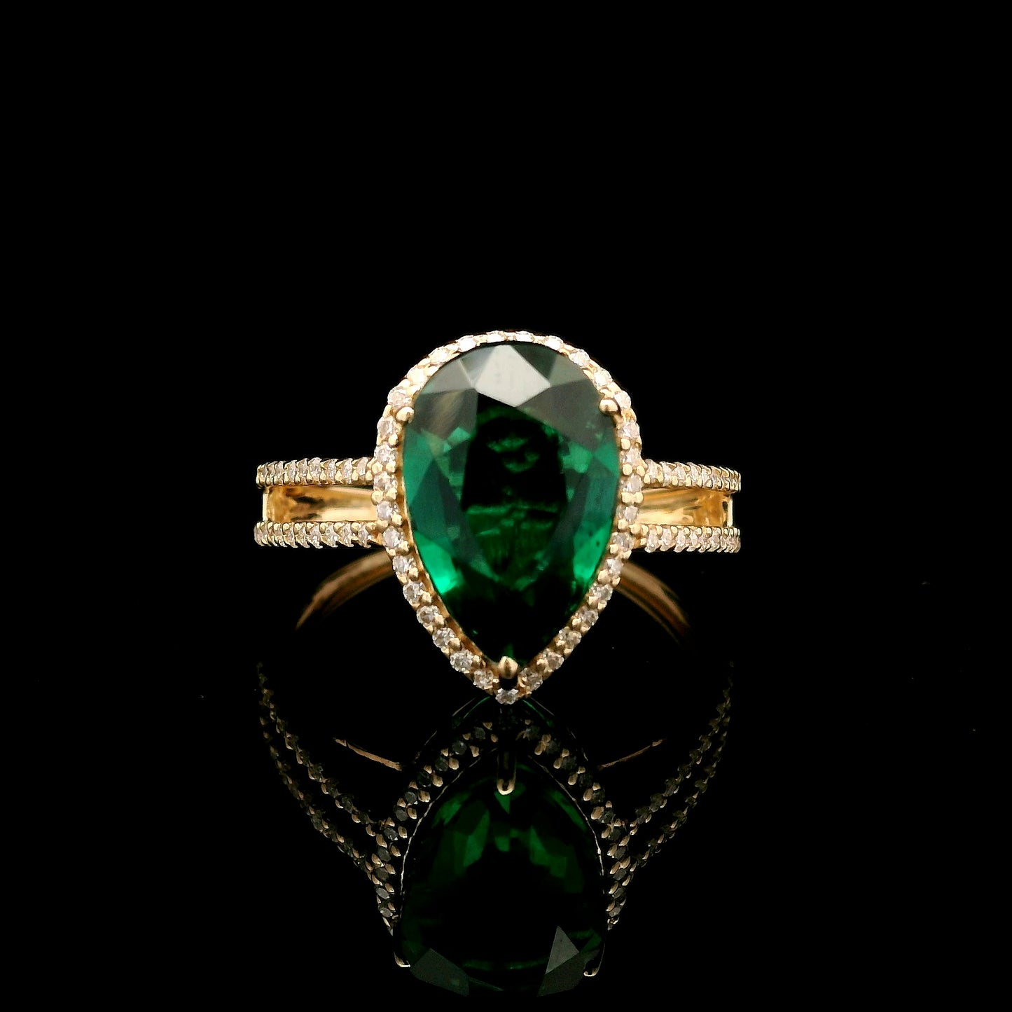 3.67 Ct Pear Mixed Cut Lab Grown Emerald 14K Gold Ring
