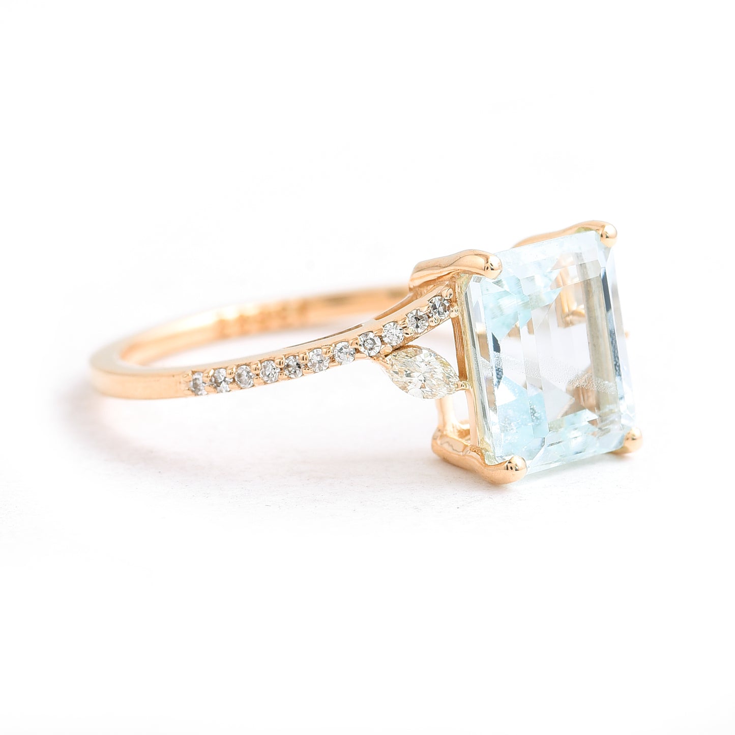 1.81 Ct Octagon Step Cut Natural Aquamarine 14K Gold Ring