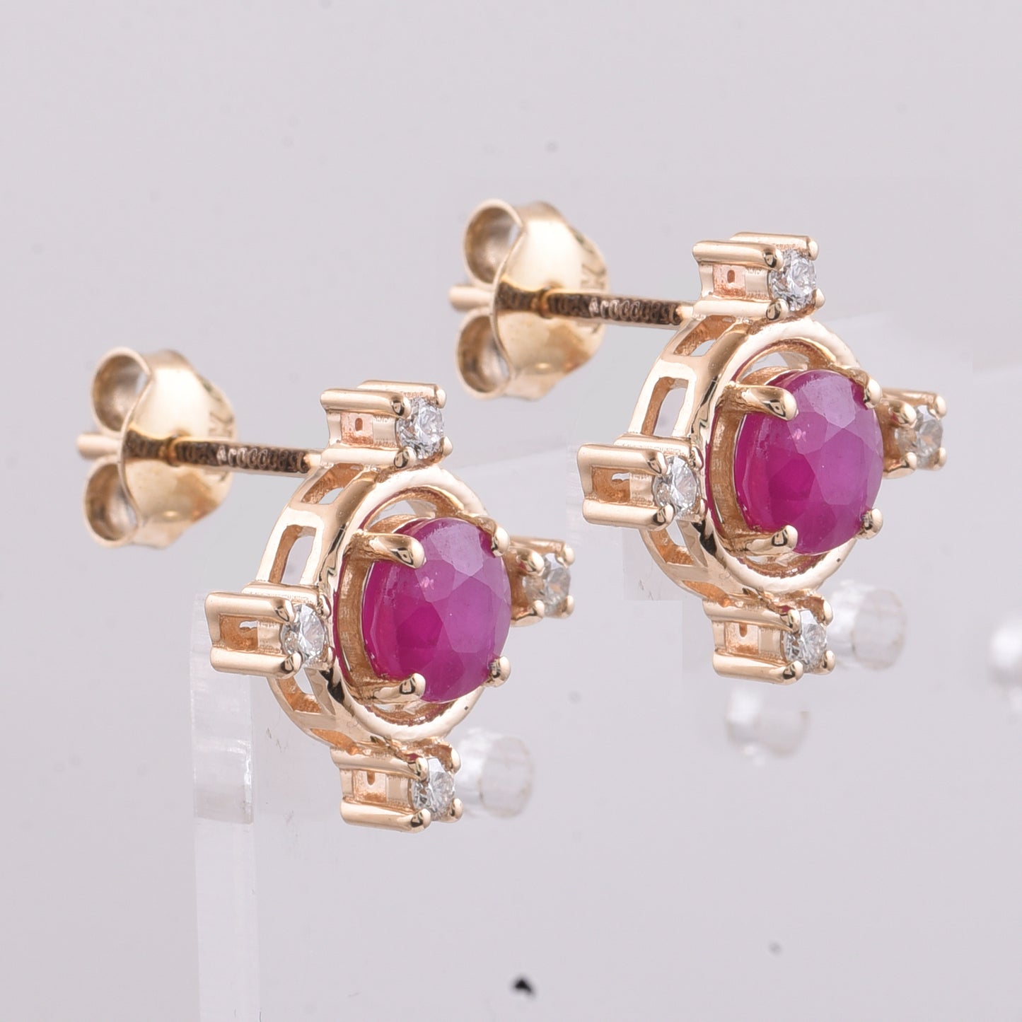 1.78 Ct Round Natural Ruby 14K Gold Earrings